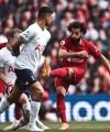 ليفربول يتقدم للمركز الخامس بعد فوزه على توتنهام